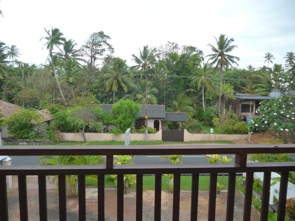 Hotel Ocean View Cottage Хикадува Екстериор снимка