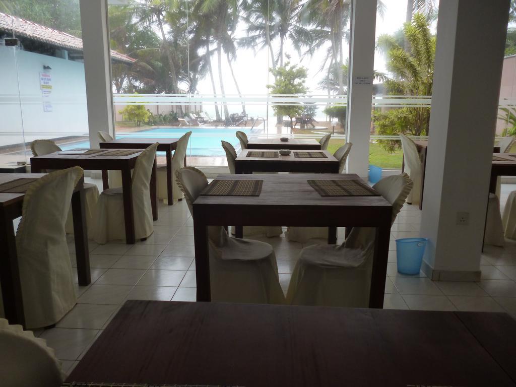 Hotel Ocean View Cottage Хикадува Екстериор снимка